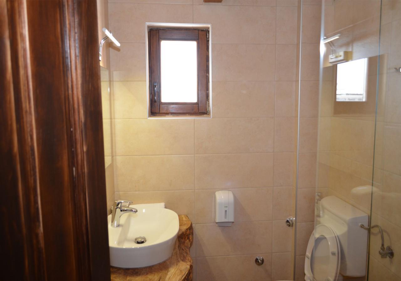 לינה וארוחת בוקר Sokolac  Konoba Ognjiste מראה חיצוני תמונה