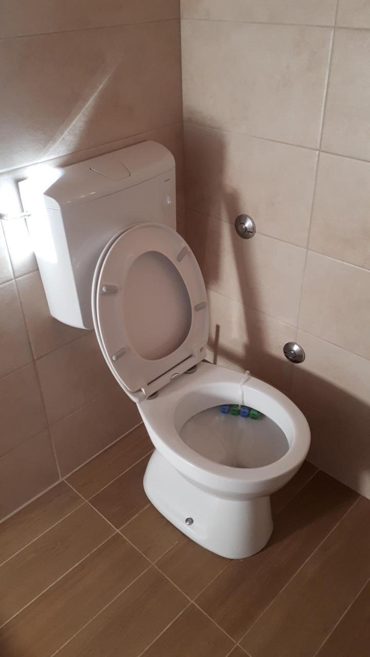 לינה וארוחת בוקר Sokolac  Konoba Ognjiste מראה חיצוני תמונה